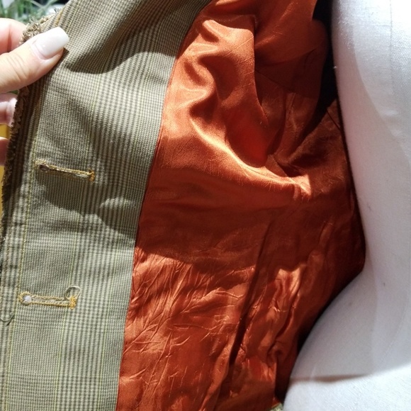 Inspirational embroidered jacket - Picture 4 of 6